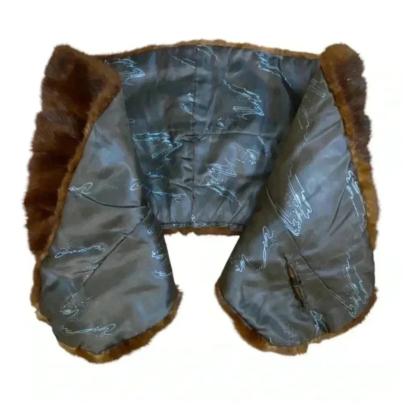 Mink stole with large button closure,beautifully lined vintage - Picture 2 of 4